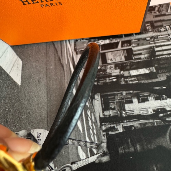 HERMES Leather & Gold Tone Metal Bracelet with Pouch, Box & Shopping Bag - Picture 7 of 14